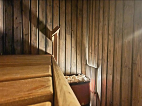 Homely place to stay with sauna, Turku